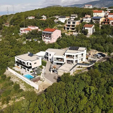 Beautiful In Ladvic *