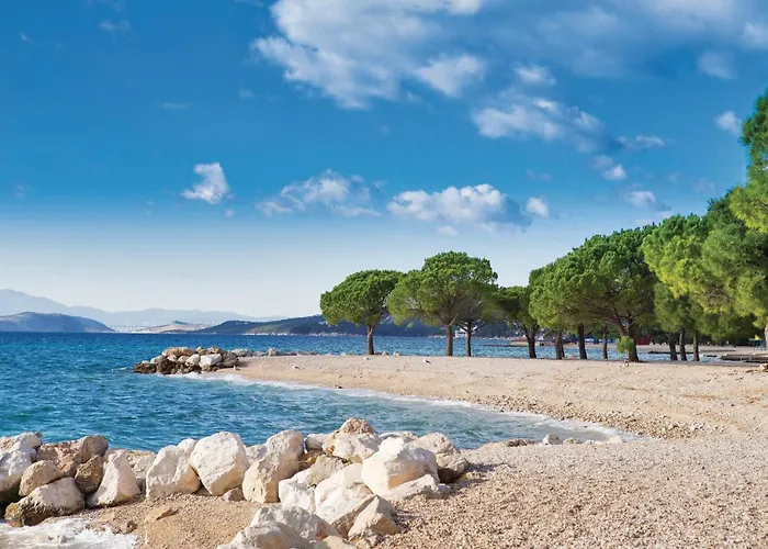 Lovely In Ladvic